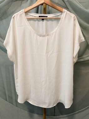 Banana Republic White Women's Blouse with Decorative Trim